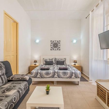 Traditional Maltese Townhouse Hotel Sliema Esterno foto
