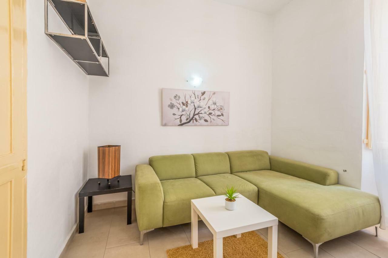 Traditional Maltese Townhouse Hotel Sliema Esterno foto