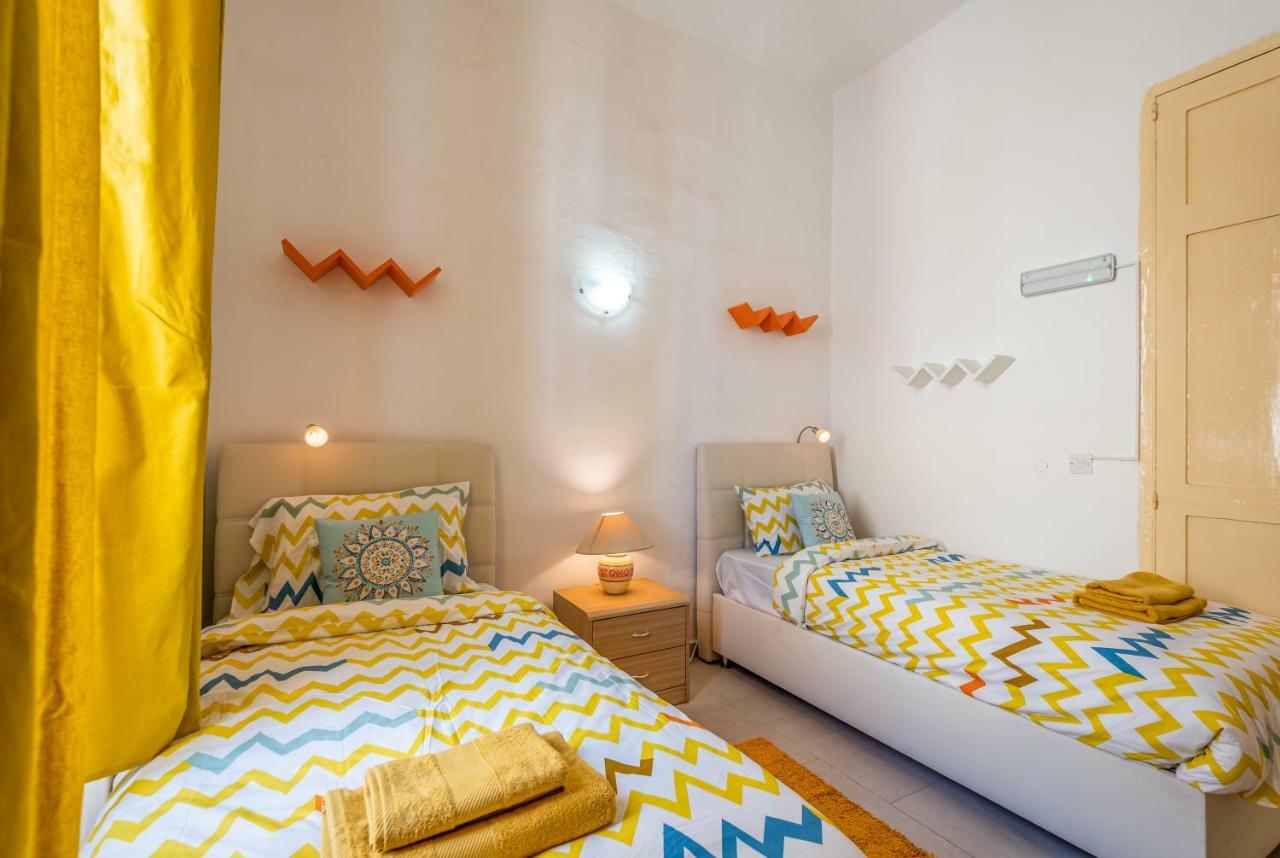 Traditional Maltese Townhouse Hotel Sliema Esterno foto