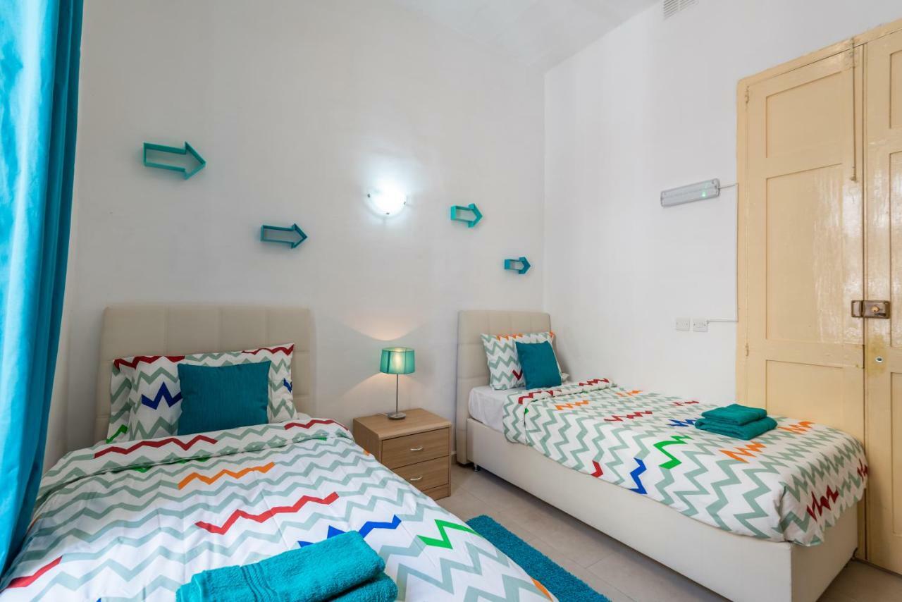Traditional Maltese Townhouse Hotel Sliema Esterno foto